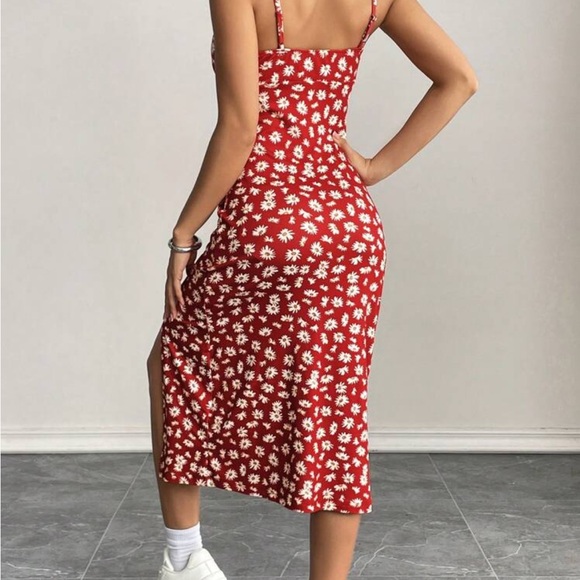 Floral Red Midi Dress - Picture 2 of 2
